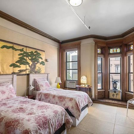 Northern Lights Mansion New York City Exterior photo